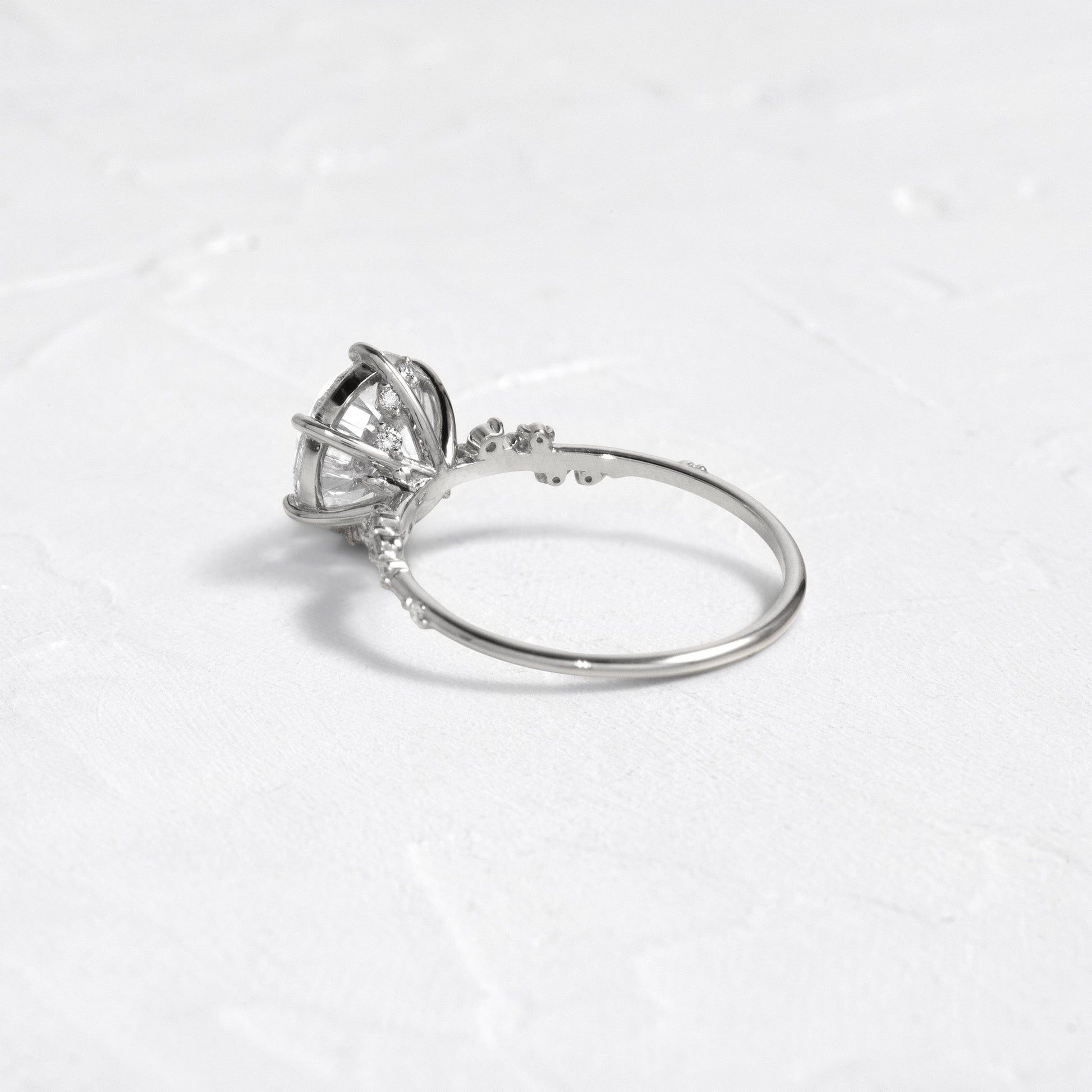 Solitaire-Oval Lab Grown Diamond Engagement Ring