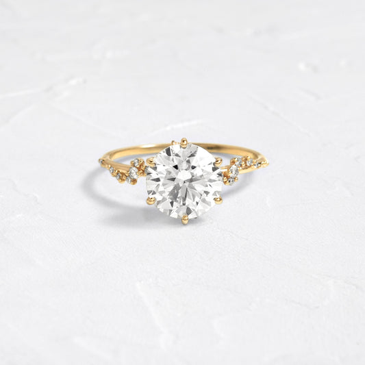 Solitaire-Oval Lab Grown Diamond Engagement Ring