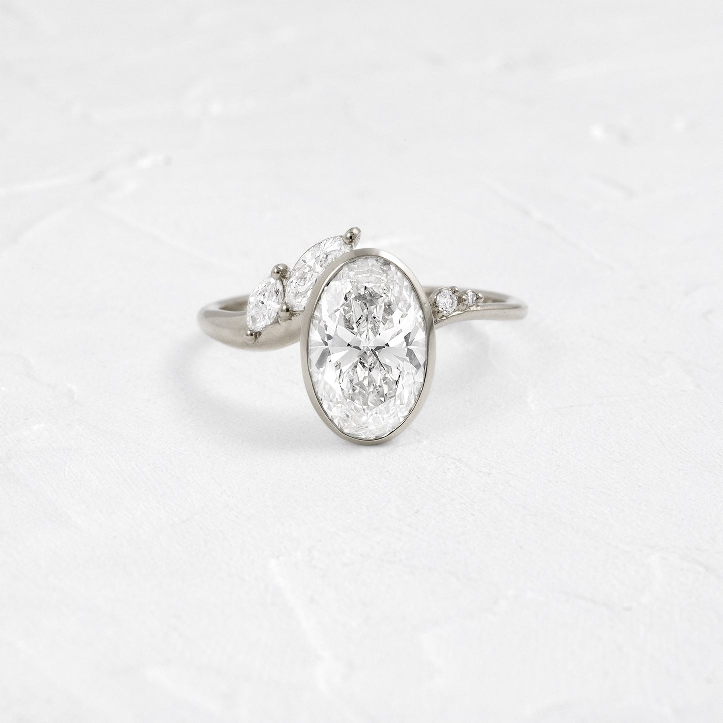 Bezel Dainty Style-Oval Lab Grown Diamond Engagement Ring