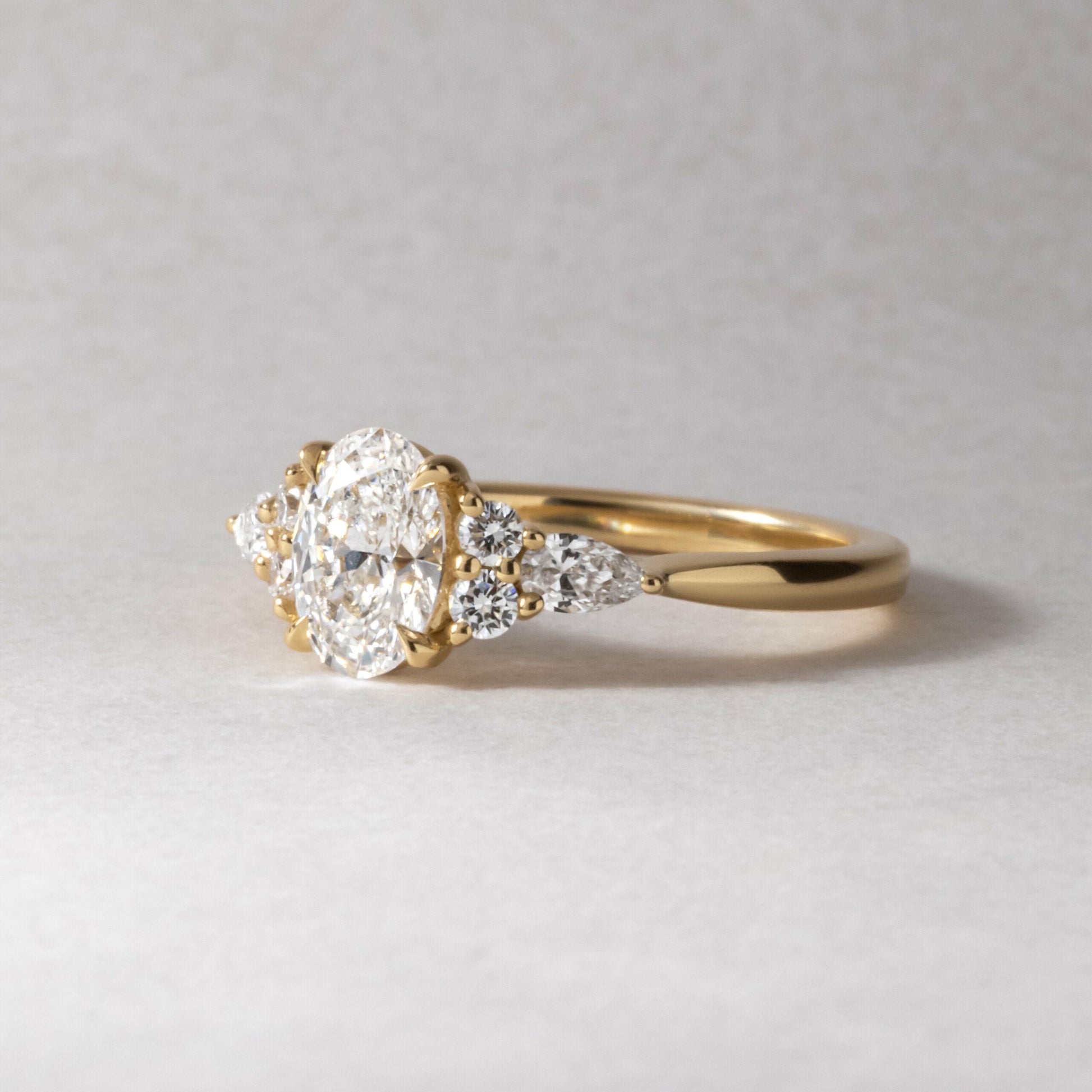 Solitaire-Oval Lab Grown Diamond Engagement Ring