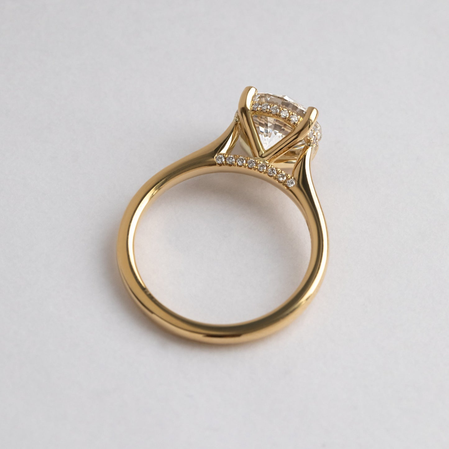 Solitaire-Oval Lab Grown Diamond Engagement Ring