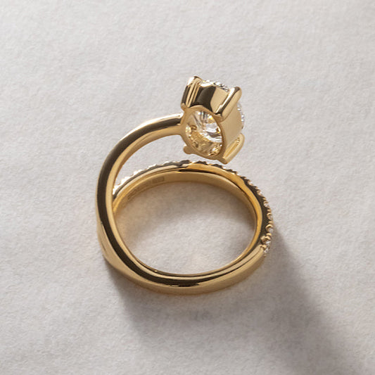 Solitaire-Oval Lab Grown Diamond Engagement Ring