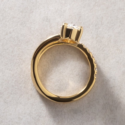 Solitaire-Oval Lab Grown Diamond Engagement Ring