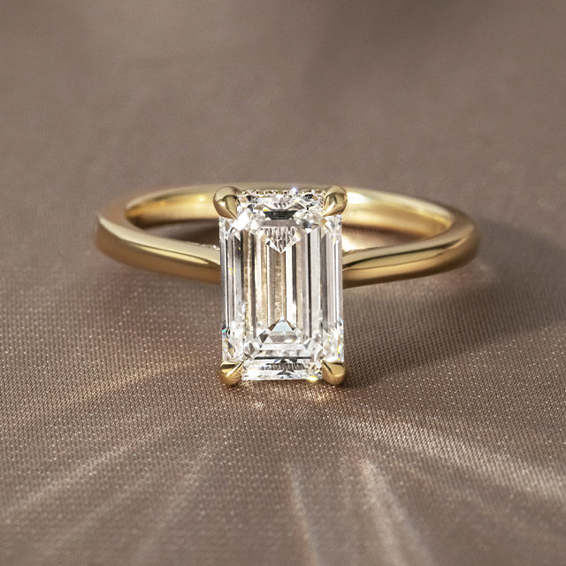 Solitaire-Oval Lab Grown Diamond Engagement Ring