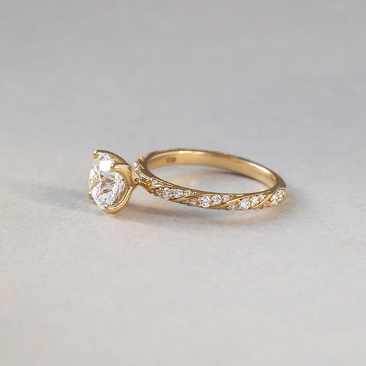 Solitaire-Oval Lab Grown Diamond Engagement Ring
