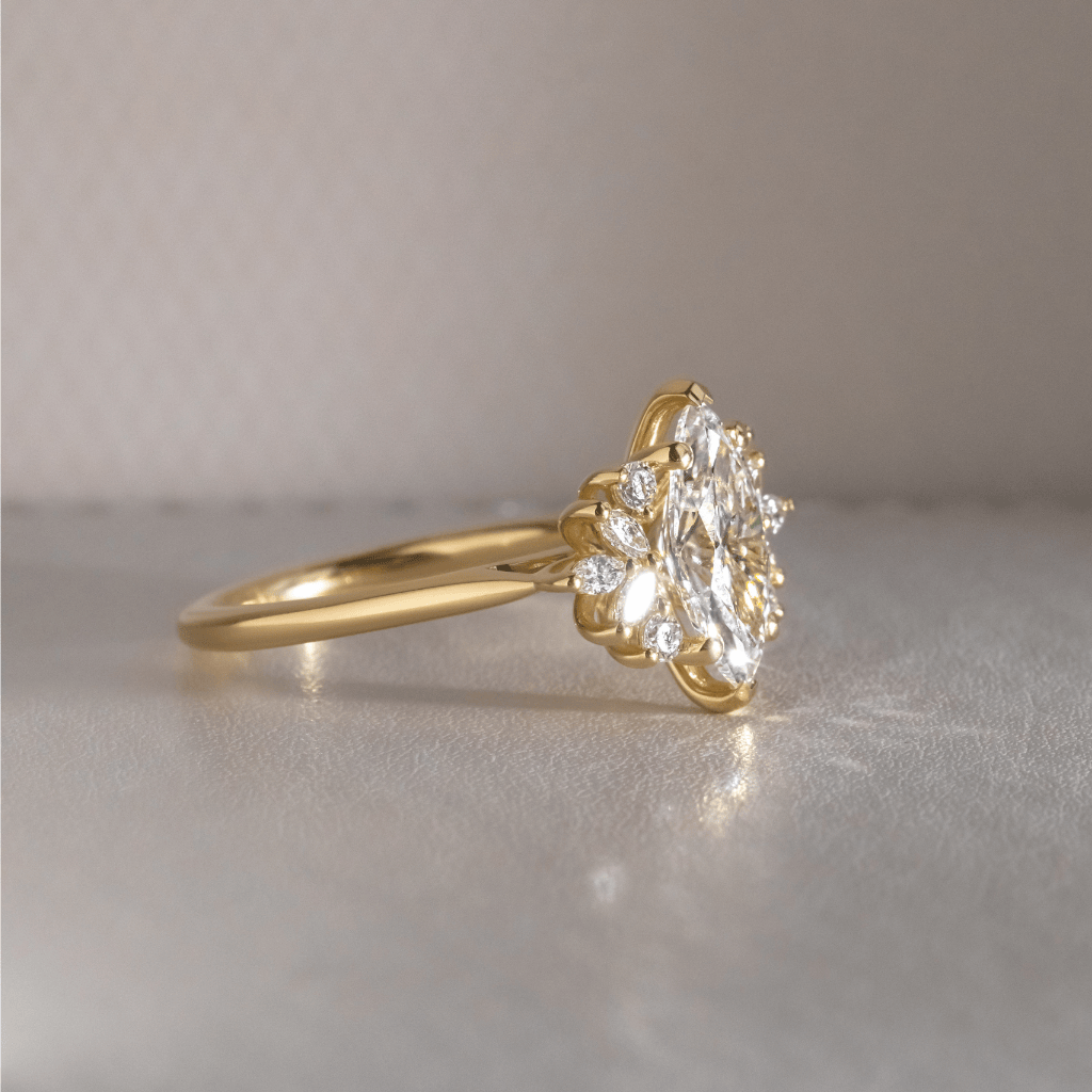 Solitaire-Oval Lab Grown Diamond Engagement Ring