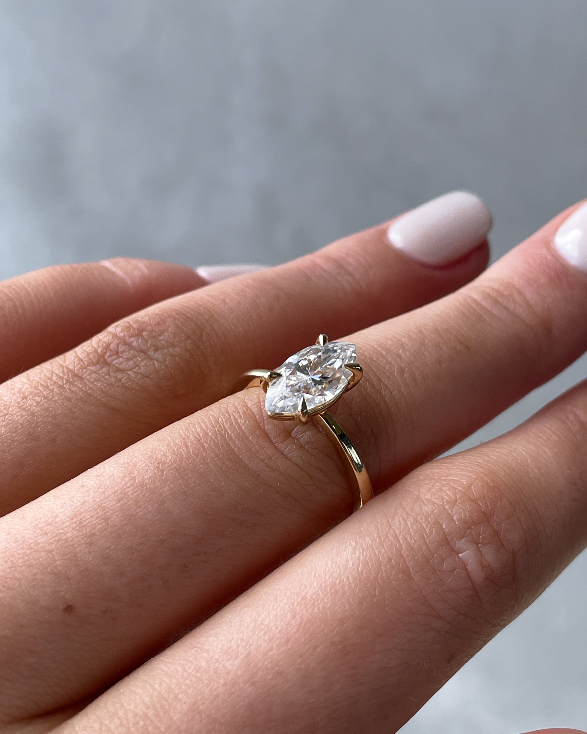 1.5 CT Marquise-Cut Lab-Grown Diamond Solitaire Engagement Ring 18