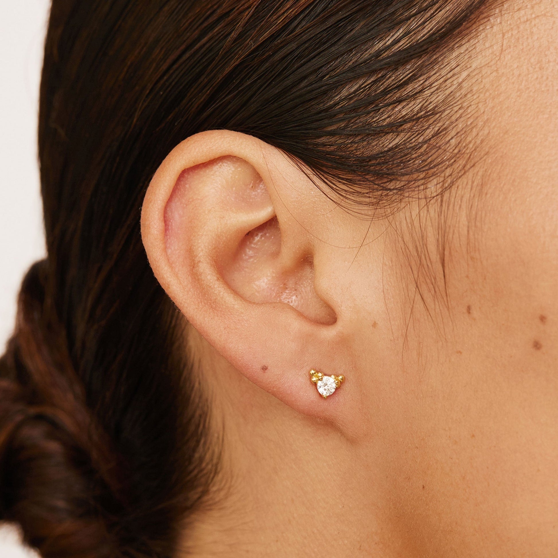 Elegant 0.05 TCW Round Lab-Grown Diamond Stud Earrings in Gold Setting 3