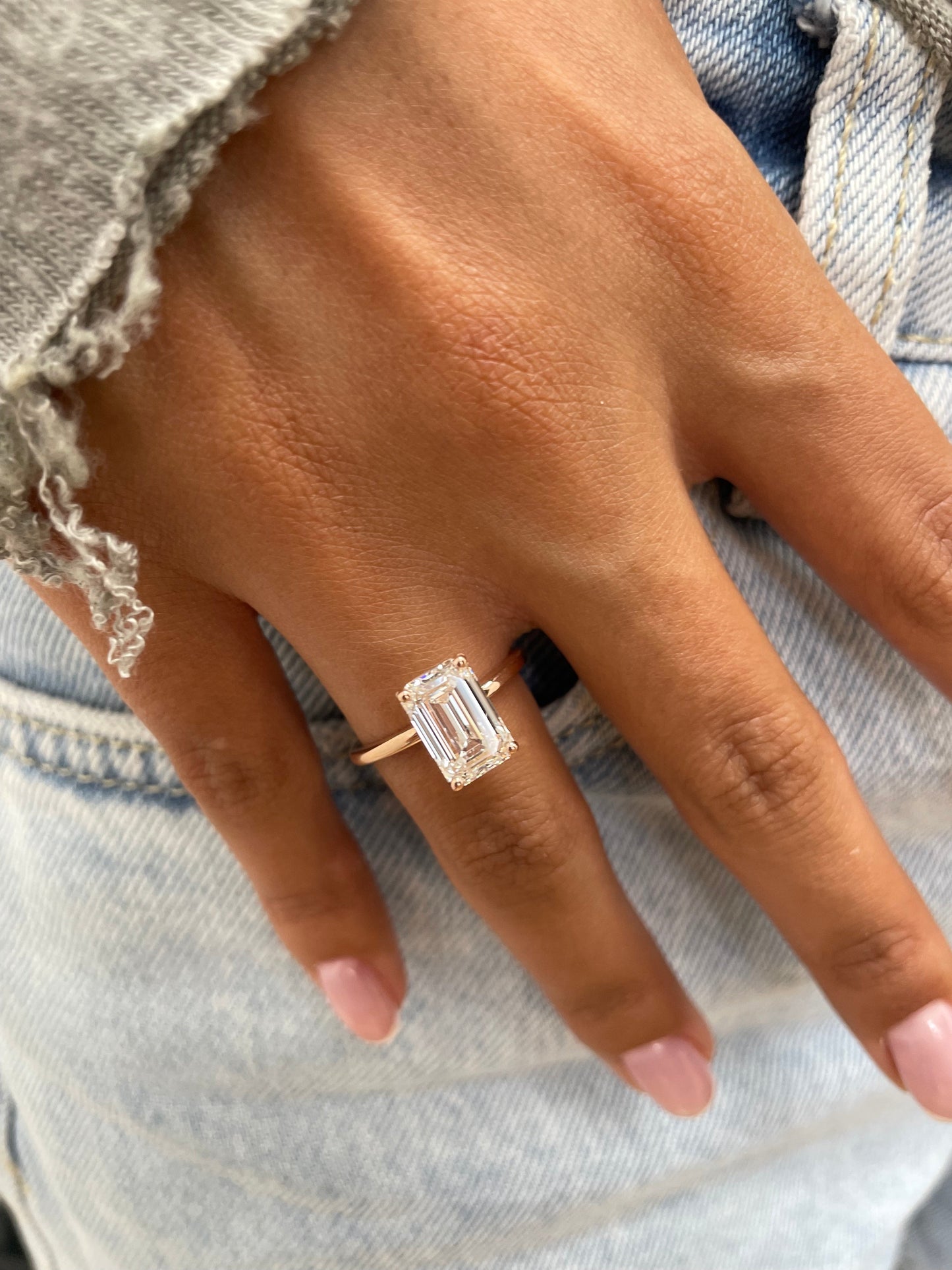 2.58 CT Emerald Lab-Grown Diamond Solitaire Engagement Ring 5