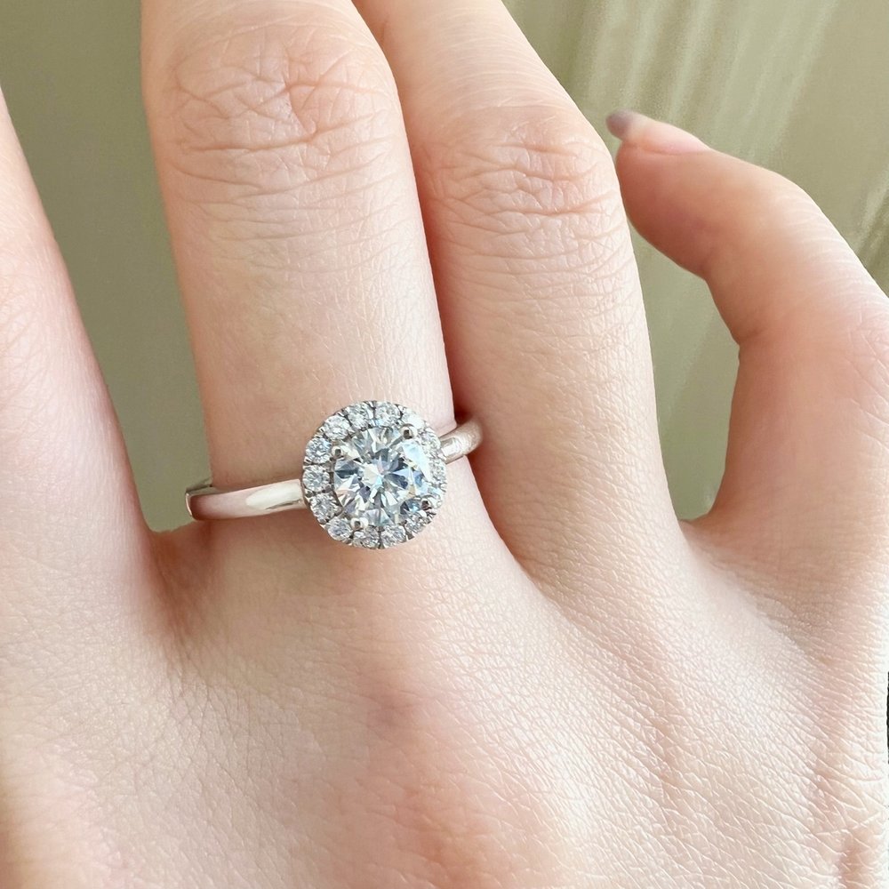 Stunning 0.50 CT Round Lab-Grown Diamond Halo Engagement Ring 3