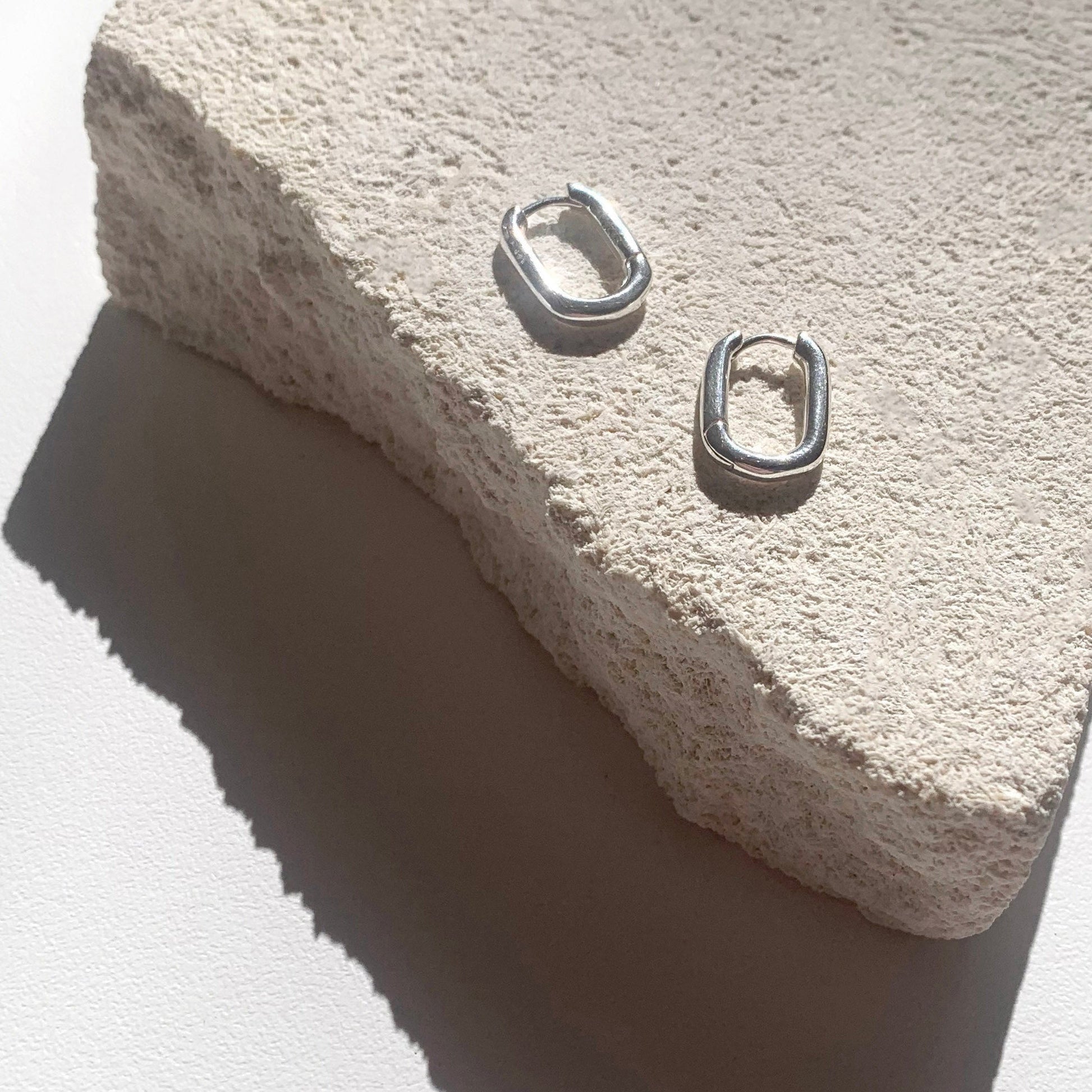 Sleek Oval Bar Hoop Earrings 5