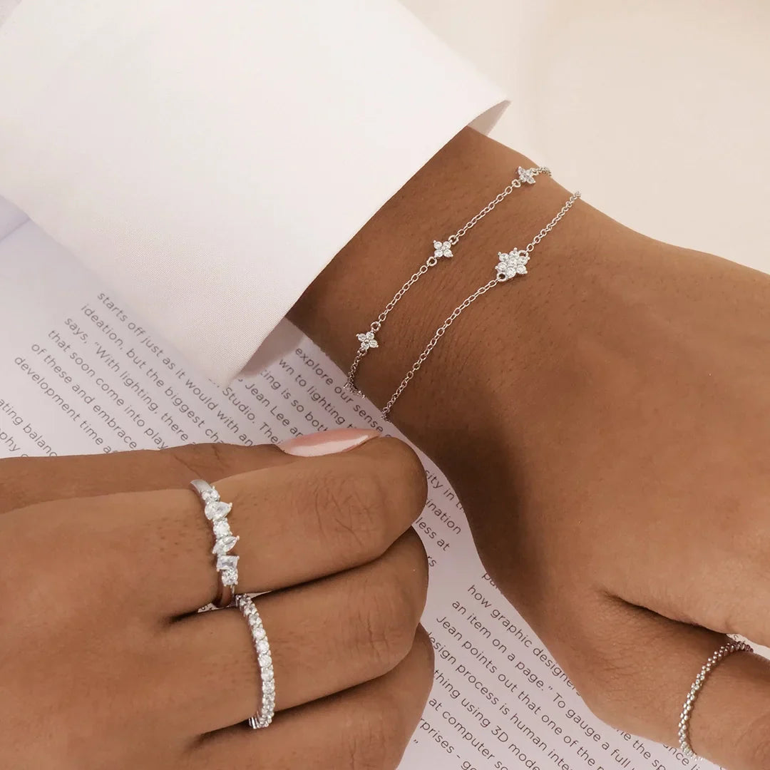 Elegant 0.05 TCW Lab-Grown Diamond Floral Bracelet 3