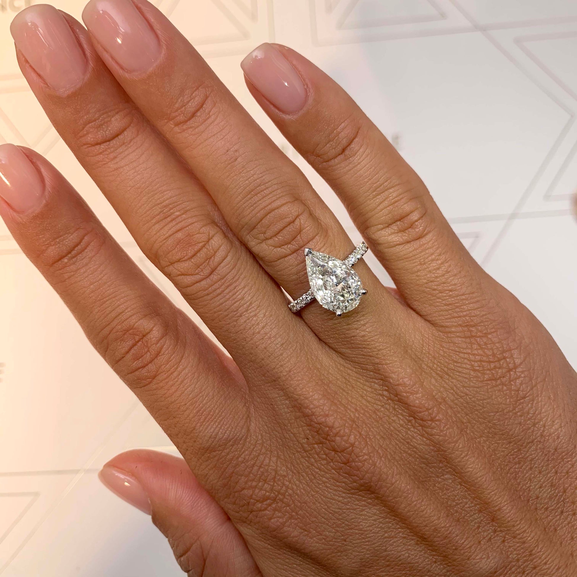 5.0 CT Pear Solitaire CVD F/VS2 Diamond Engagement Ring 3