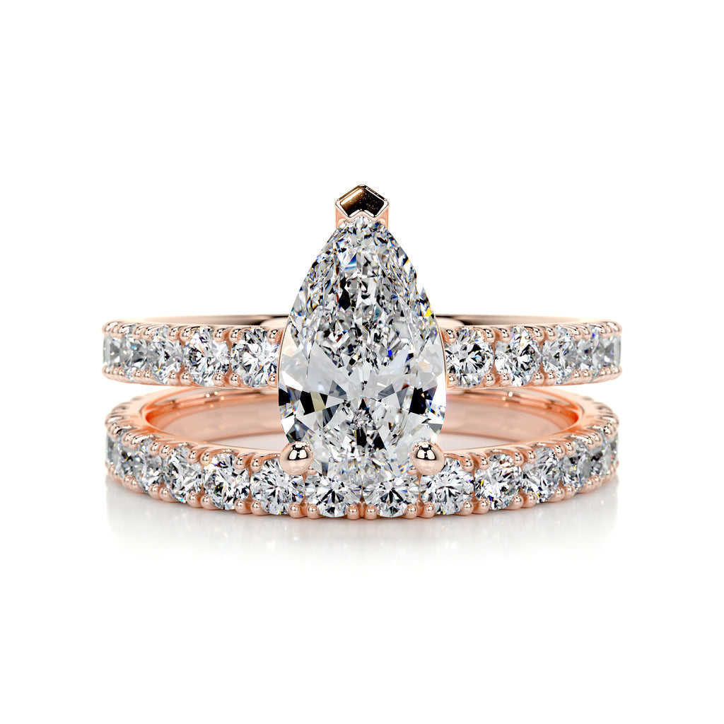 Radiant Elegance: 1.50 CT Pear Lab Grown Diamond Bridal Ring Set