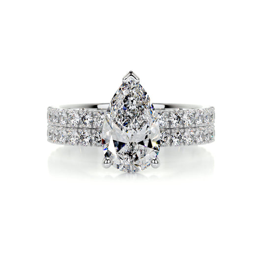 2.0 CT Pear Shaped Lab Grown Diamond Elegant Bridal Set