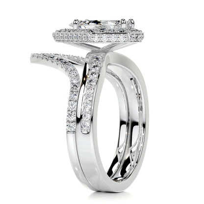 1.50 CT Pear-Cut Lab Grown Diamond Halo Bridal Set 7