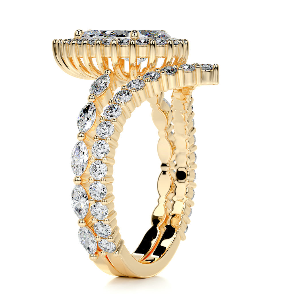 Ethereal 1.50 CT Pear-Shaped Lab Grown Diamond Halo Bridal Ring Set 11