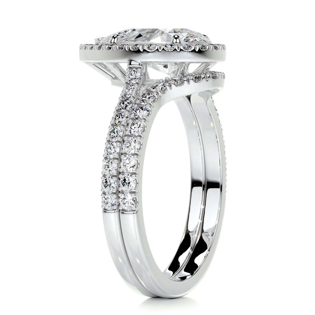 2.0 CT Pear Lab Grown Diamond Halo Bridal Ring Set