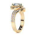 Load image into Gallery viewer, Exquisite 1.50 CT Round Lab Grown Diamond Halo Bridal Ring Set
