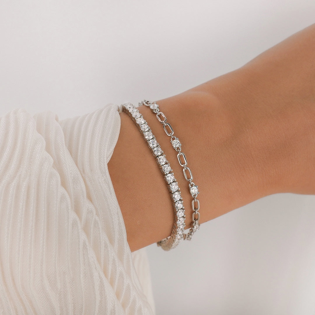 Elegant 0.05 TCW Round Lab-Grown Diamond Link Bracelet