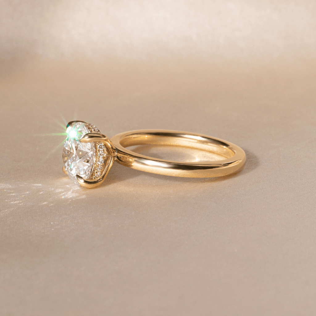 Solitaire-Oval Lab Grown Diamond Engagement Ring