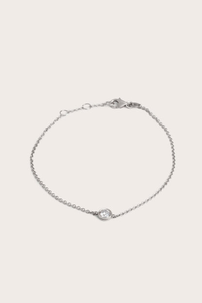 Solitaire Bezel-1.0 CT Oval Lab Grown Diamond Bracelets