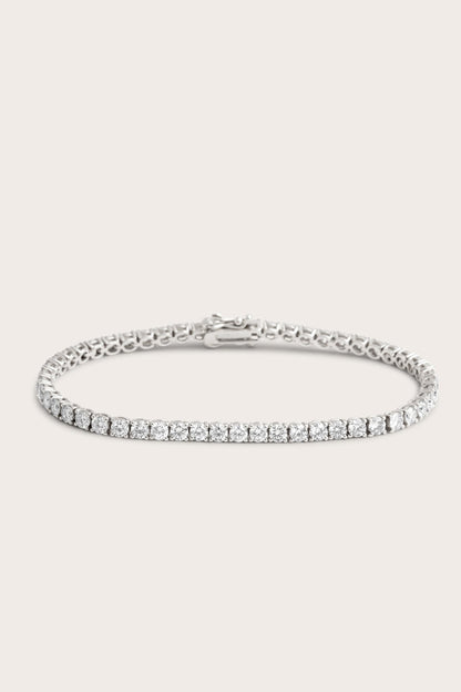 Solitaire Bezel-1.0 CT Oval Lab Grown Diamond Bracelets
