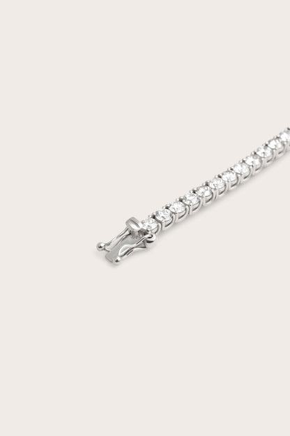 Solitaire Bezel-1.0 CT Oval Lab Grown Diamond Bracelets
