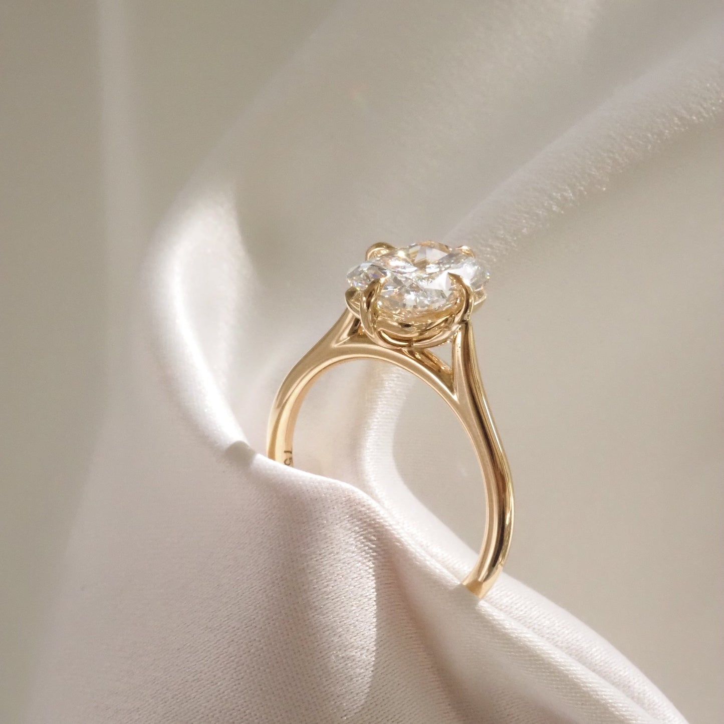 Solitaire-Oval Lab Grown Diamond Engagement Ring