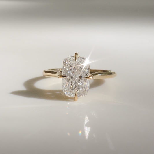 Solitaire-Oval Lab Grown Diamond Engagement Ring