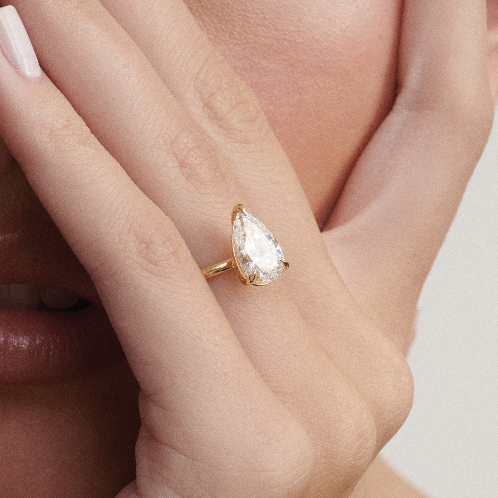 Solitaire-Oval Lab Grown Diamond Engagement Ring