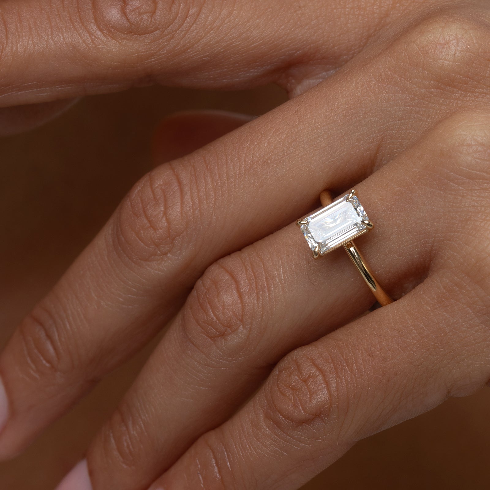 Solitaire-Oval Lab Grown Diamond Engagement Ring