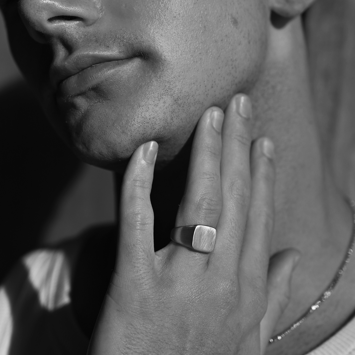 Elegant Flat Top Men's Wedding Band 1