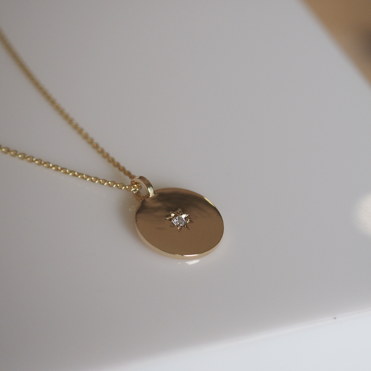 Elegant 0.20 TCW Round Lab Grown Diamond Medallion Pendant Necklace 4