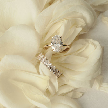 Solitaire-Oval Lab Grown Diamond Engagement Ring