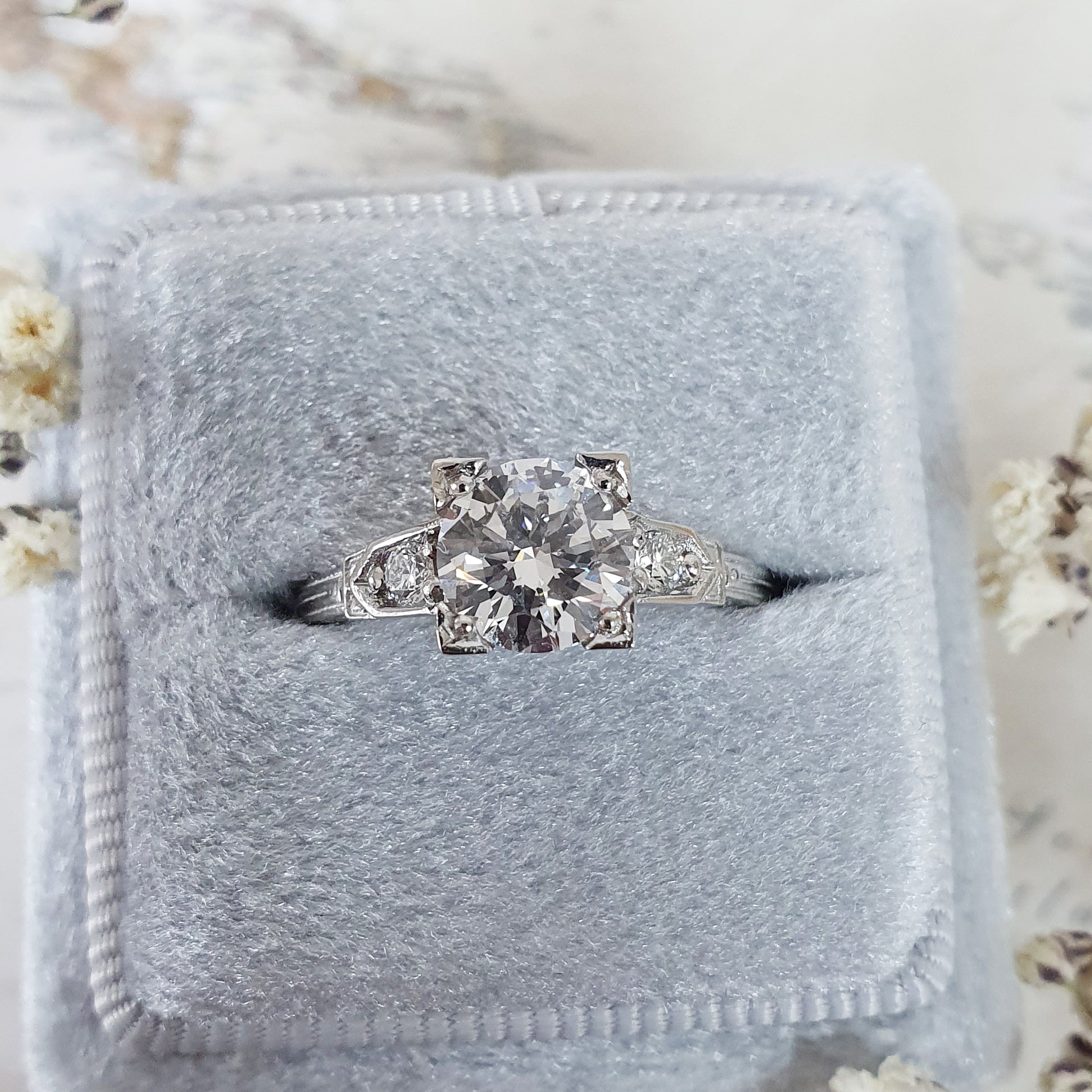 1 CT Round Lab-Grown Diamond Milgrain Pave Engagement Ring