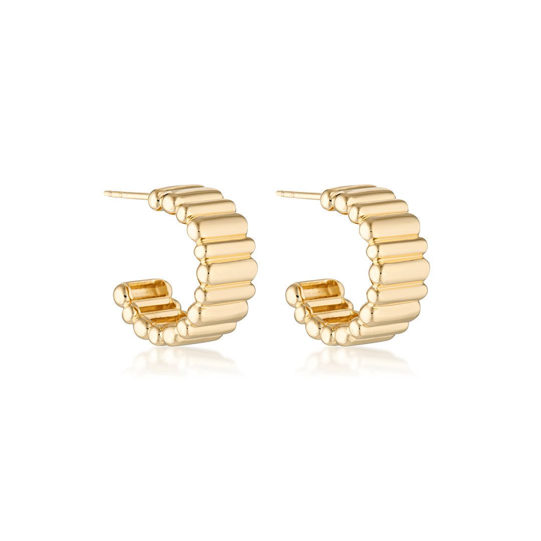 Golden Elegance Ribbed Hoop Earrings 1