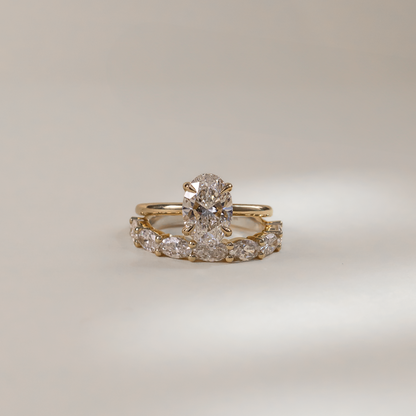 Solitaire-Oval Lab Grown Diamond Engagement Ring