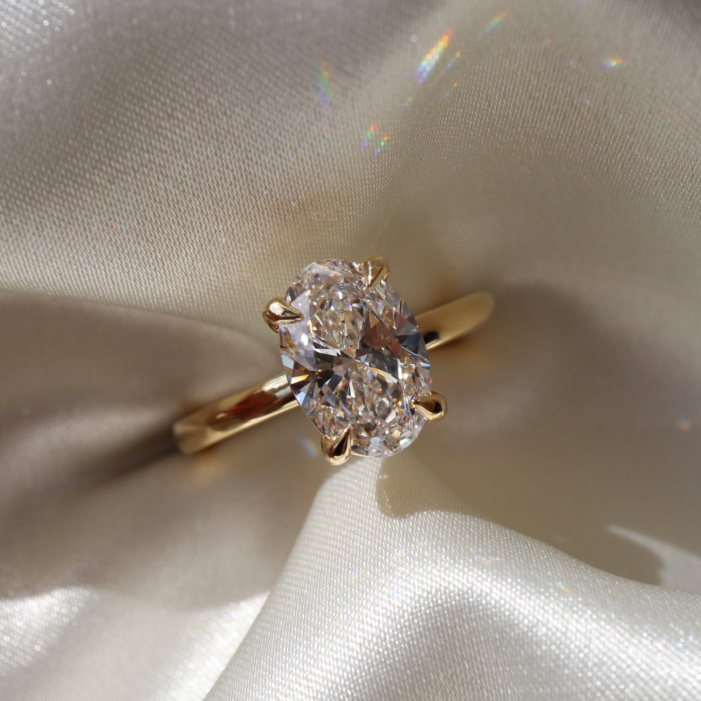 Solitaire-Oval Lab Grown Diamond Engagement Ring