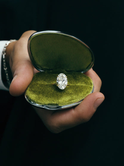Solitaire-Oval Lab Grown Diamond Engagement Ring