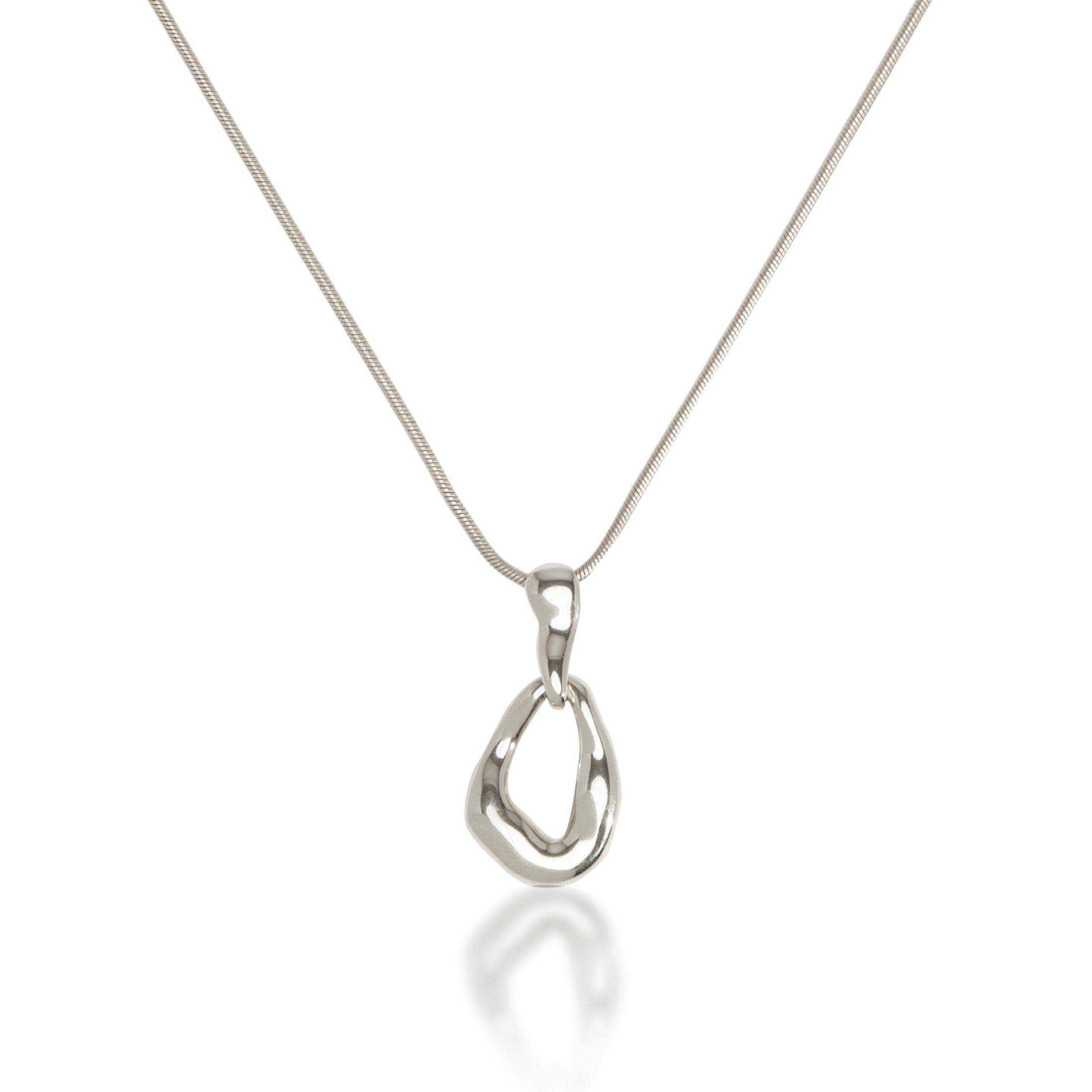 Elegant Organic Loop Pendant Necklace 1