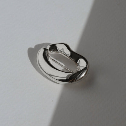 Simple Curve Hoop Earrings 3