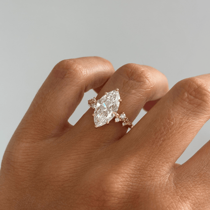 Solitaire-Oval Lab Grown Diamond Engagement Ring