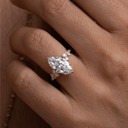 Solitaire-Oval Lab Grown Diamond Engagement Ring