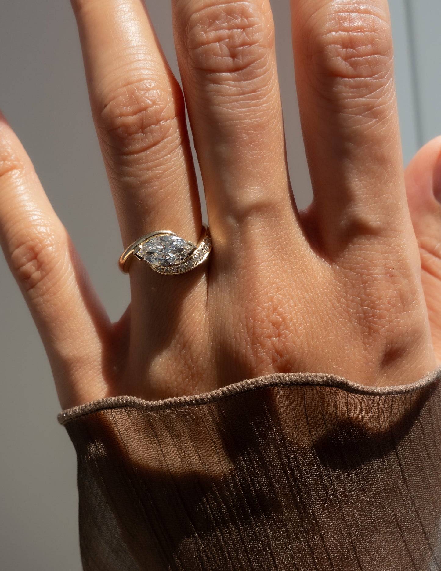 Solitaire-Oval Lab Grown Diamond Engagement Ring