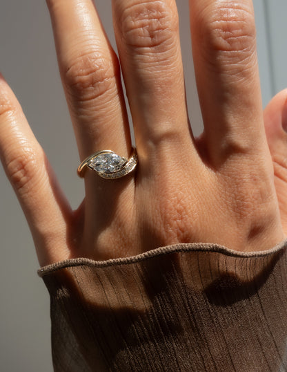 Solitaire-Oval Lab Grown Diamond Engagement Ring