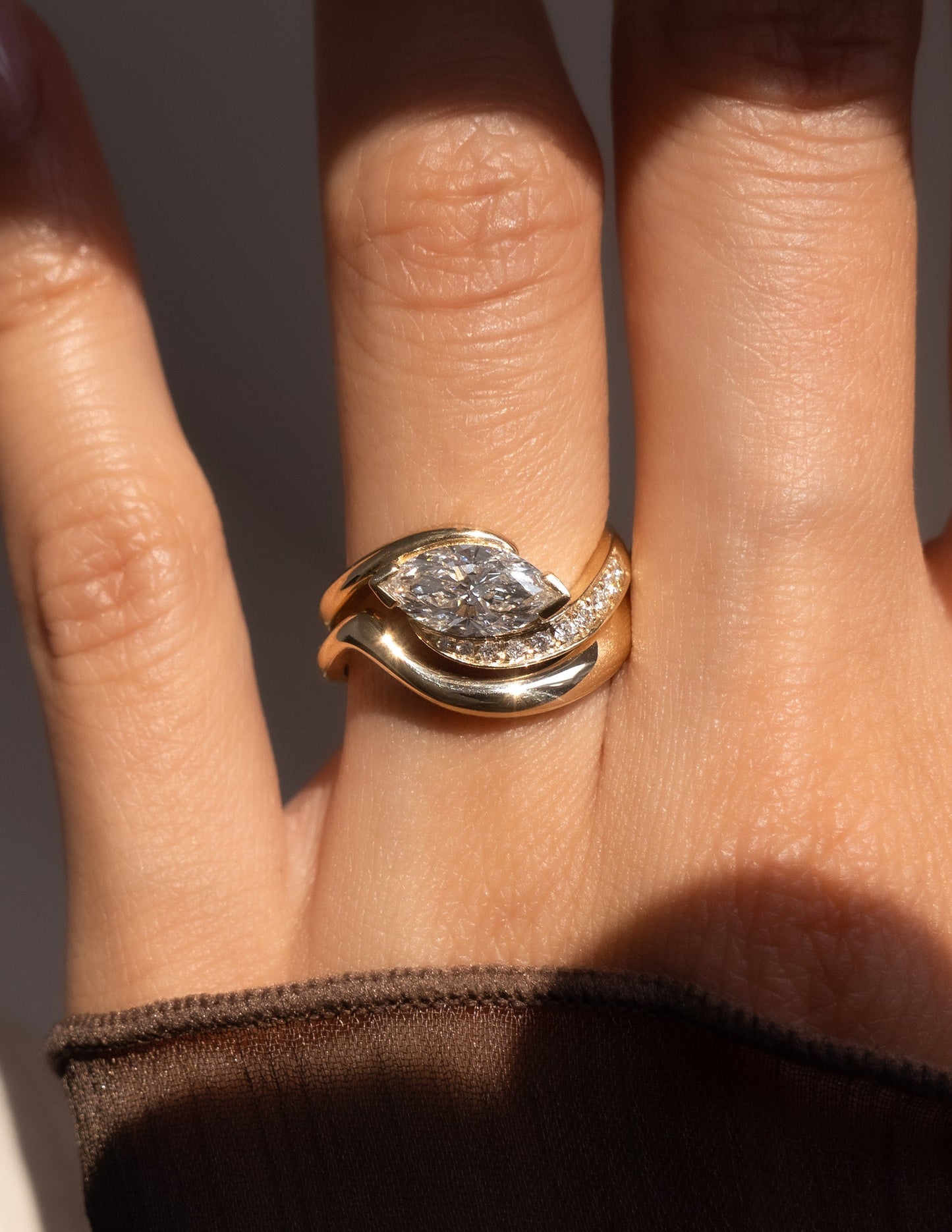 Solitaire Rapture & Pave Band- Oval Lab Grown Diamond Bridal Set