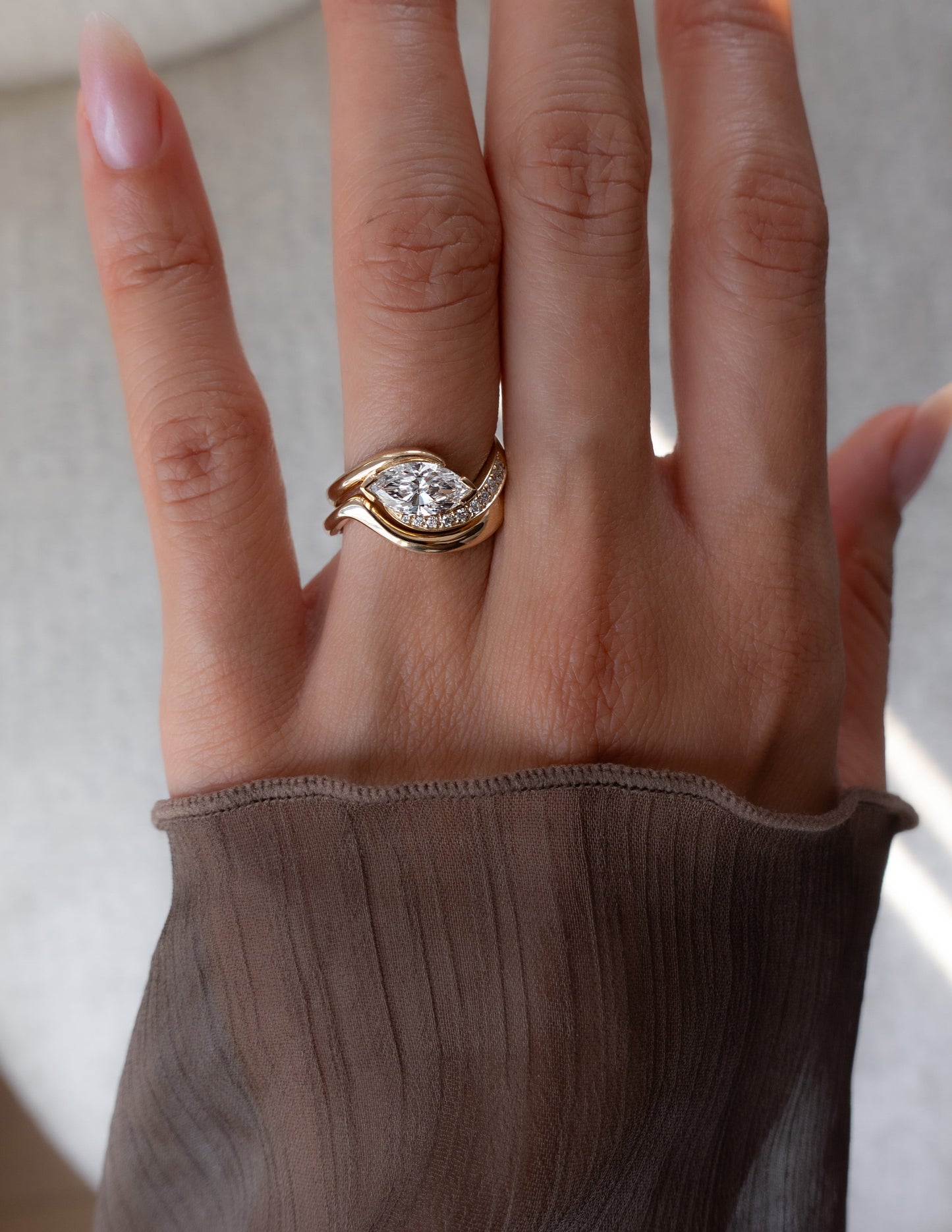 Solitaire Rapture & Pave Band- Oval Lab Grown Diamond Bridal Set