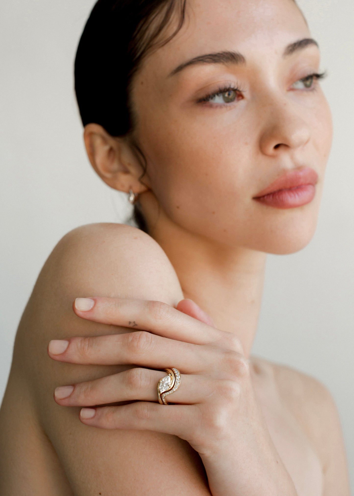 Solitaire-Oval Lab Grown Diamond Engagement Ring