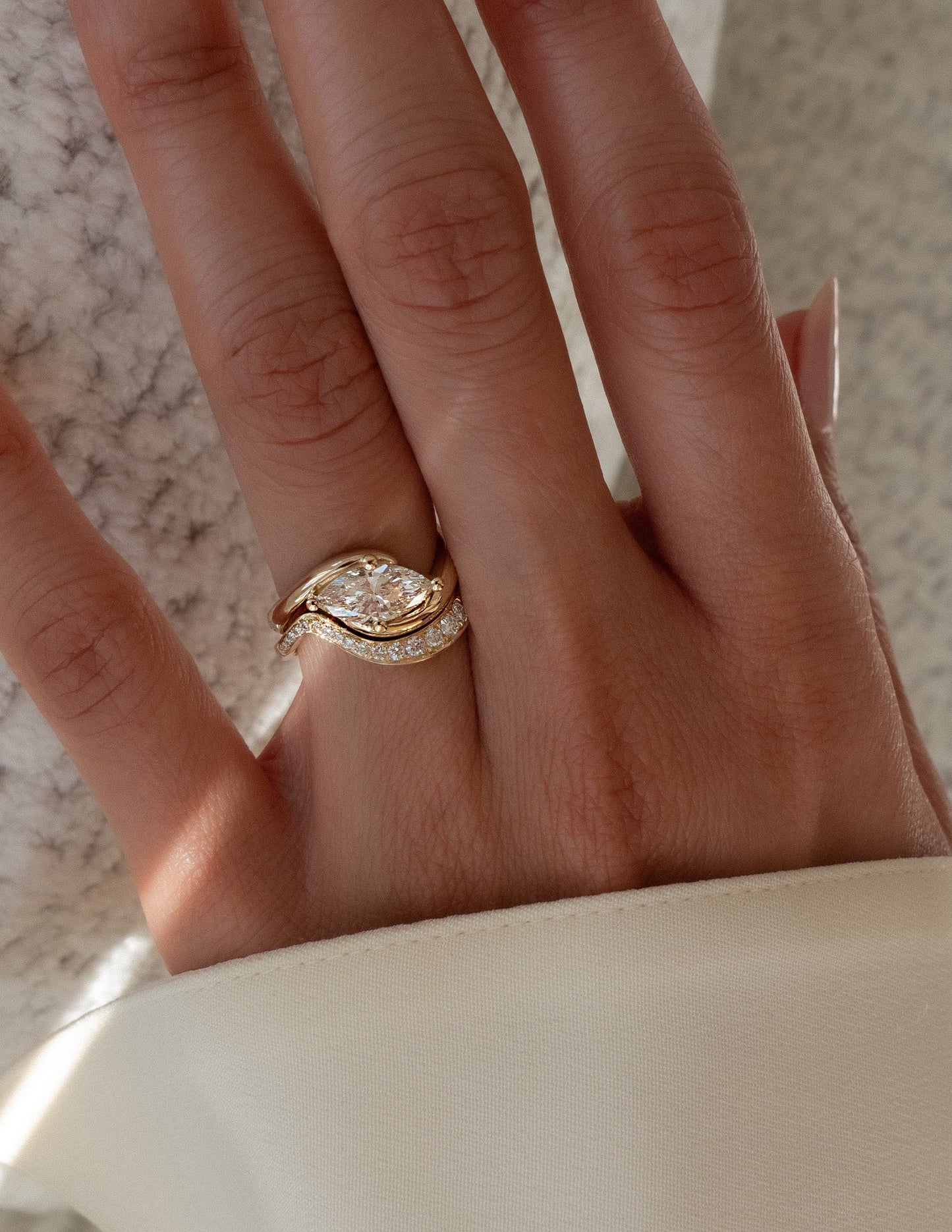 Solitaire Rapture & Pave Band- Oval Lab Grown Diamond Bridal Set